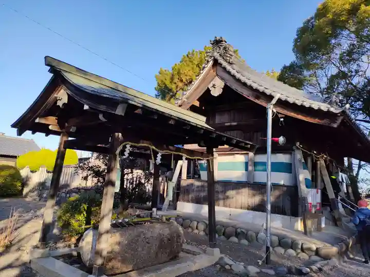 大井神社の手水舎