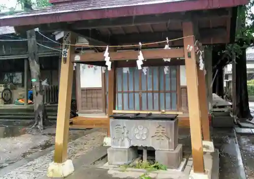 小金井神社の手水舎