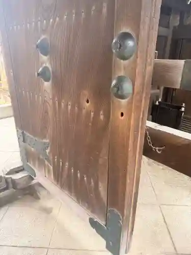 経王寺の{uncategorized: "未分類", other: "その他", undefined: "問題あり", building: "その他建物", grave: "お墓", sacred_gate: "鳥居", guardian: "狛犬", statue: "像", buddha: "仏像", history: "歴史", nature: "自然", garden: "庭園", animal: "動物", pagoda: "塔", temizu: "手水舎", mountain_gate: "山門・神門", sanctuary: "本殿・本堂", subordinate: "末社・摂社", art: "芸術", scenery: "景色", jizo: "地蔵", ema: "絵馬", goshuin: "御朱印", omikuji: "おみくじ", items: "授与品その他", amulet: "お守り", goshuincho: "御朱印帳", eats: "食事", festival: "お祭り", votive_dance: "神楽", shichigosan: "七五三参", wedding: "結婚式", experience: "体験その他", initially: "初詣", around: "周辺", anti_infection: "感染症対策"}