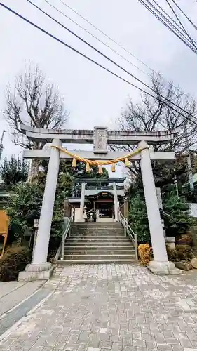 鳩ヶ谷氷川神社の鳥居