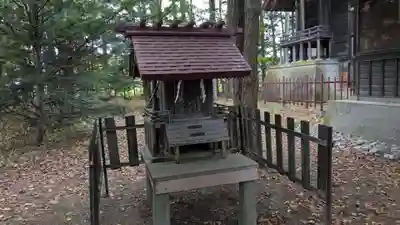 川西神社の末社・摂社