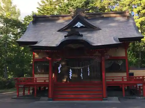 玉川神社の本殿・本堂
