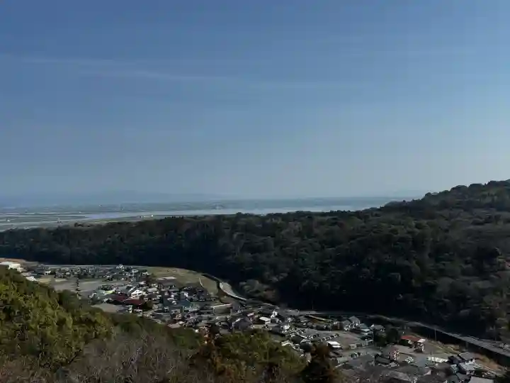 祐徳稲荷神社の{uncategorized: "未分類", other: "その他", undefined: "問題あり", building: "その他建物", grave: "お墓", sacred_gate: "鳥居", guardian: "狛犬", statue: "像", buddha: "仏像", history: "歴史", nature: "自然", garden: "庭園", animal: "動物", pagoda: "塔", temizu: "手水舎", mountain_gate: "山門・神門", sanctuary: "本殿・本堂", subordinate: "末社・摂社", art: "芸術", scenery: "景色", jizo: "地蔵", ema: "絵馬", goshuin: "御朱印", omikuji: "おみくじ", items: "授与品その他", amulet: "お守り", goshuincho: "御朱印帳", eats: "食事", festival: "お祭り", votive_dance: "神楽", shichigosan: "七五三参", wedding: "結婚式", experience: "体験その他", initially: "初詣", around: "周辺", anti_infection: "感染症対策"}