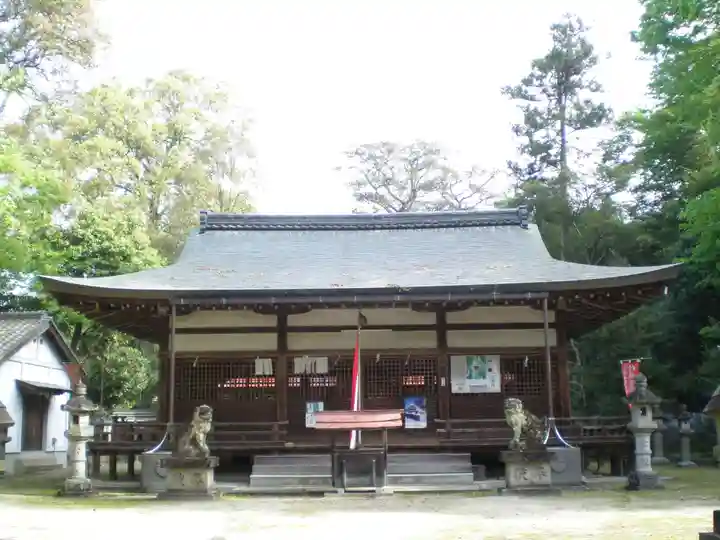 村屋坐弥冨都比売神社の本殿・本堂