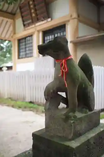 上落合神明神社の狛犬
