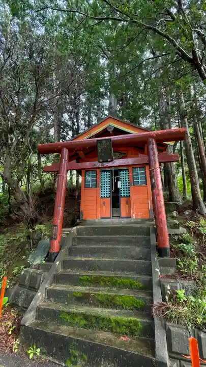 正一位 若草稲荷神社の鳥居