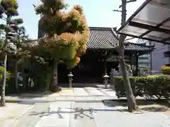 菩堤寺の建物その他