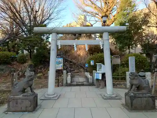 鳩森八幡神社(東京都)