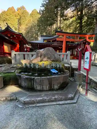箱根神社の{uncategorized: "未分類", other: "その他", undefined: "問題あり", building: "その他建物", grave: "お墓", sacred_gate: "鳥居", guardian: "狛犬", statue: "像", buddha: "仏像", history: "歴史", nature: "自然", garden: "庭園", animal: "動物", pagoda: "塔", temizu: "手水舎", mountain_gate: "山門・神門", sanctuary: "本殿・本堂", subordinate: "末社・摂社", art: "芸術", scenery: "景色", jizo: "地蔵", ema: "絵馬", goshuin: "御朱印", omikuji: "おみくじ", items: "授与品その他", amulet: "お守り", goshuincho: "御朱印帳", eats: "食事", festival: "お祭り", votive_dance: "神楽", shichigosan: "七五三参", wedding: "結婚式", experience: "体験その他", initially: "初詣", around: "周辺", anti_infection: "感染症対策"}