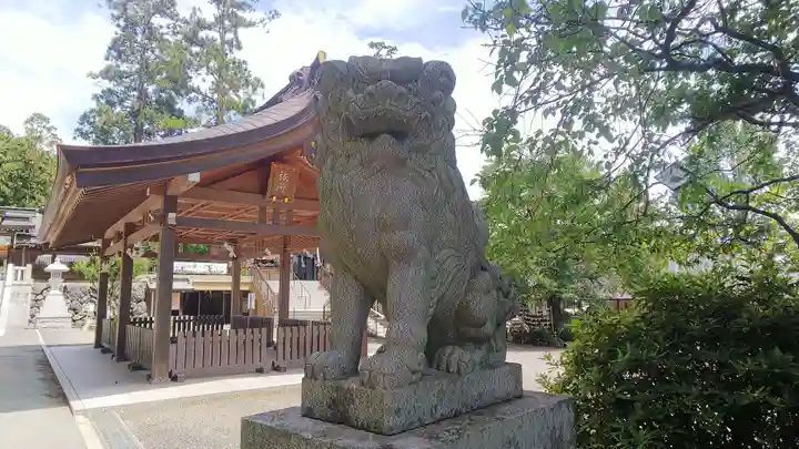 高麗神社の狛犬