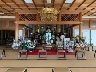 善雄寺の本殿・本堂