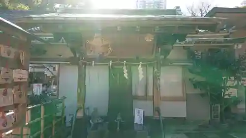 品川神社の手水舎
