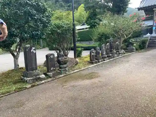 大室山龍渓院の地蔵