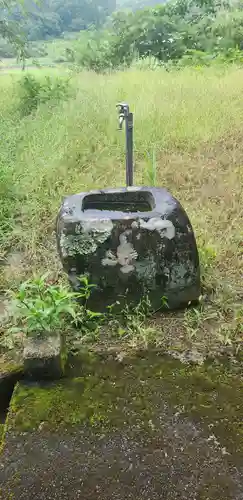 深山神社の手水舎