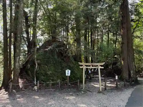 室生龍穴神社 天の岩戸(奈良県)