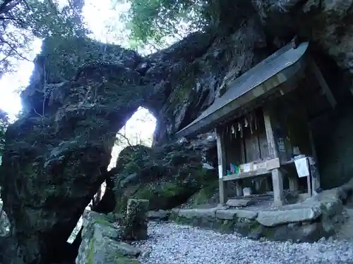 韓竈神社の本殿