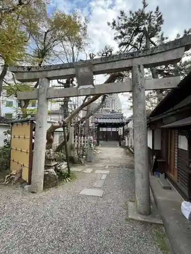 龍王宮秀郷社（橋守神社）(滋賀県)