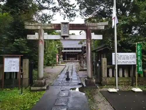 忍　諏訪神社・東照宮　の鳥居