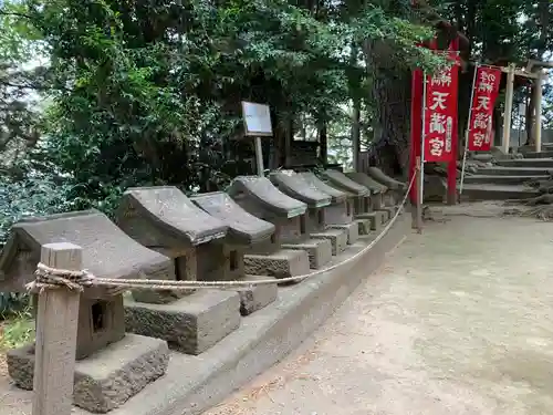 開運招福 飯玉神社の末社