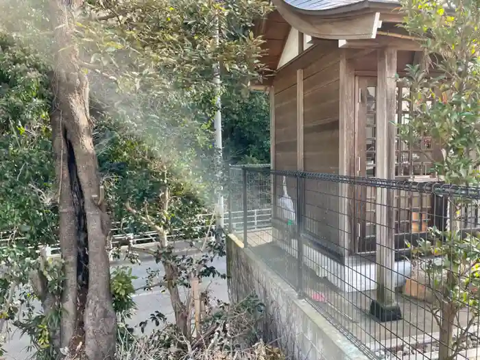 山中貞心神社の建物その他