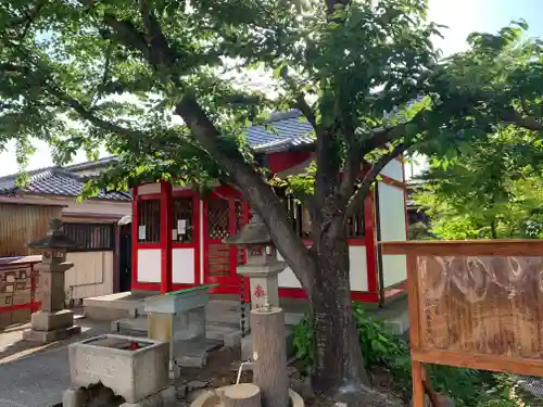 厳島神社（長尾弁財天）の本殿・本堂