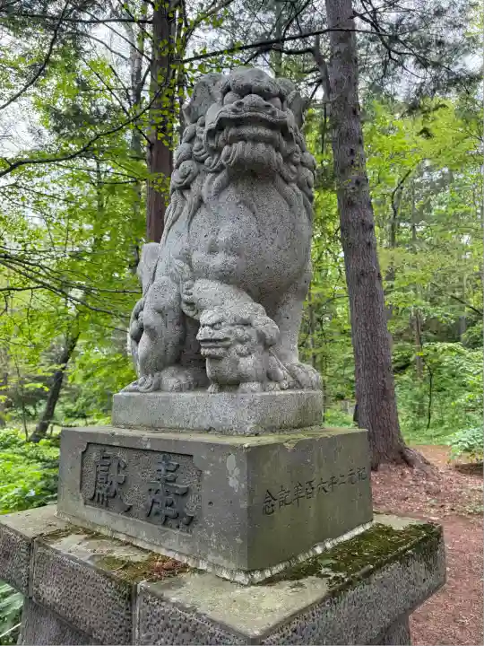 音更神社の狛犬