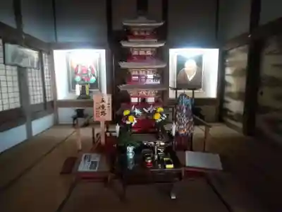 世尊寺(新潟県)