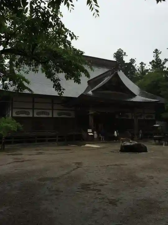 中尊寺の本殿・本堂