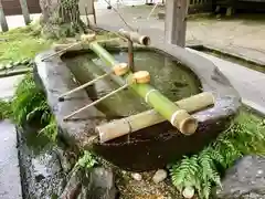 荘内神社の手水