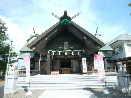 白老八幡神社の本殿