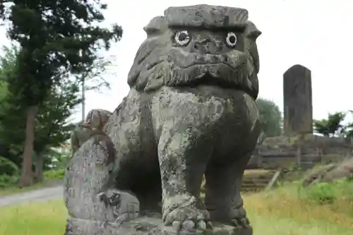 多田野本神社の狛犬