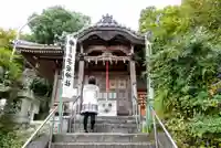 子安神社の本殿・本堂