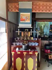 一条山宝蓮寺の本殿・本堂(2021年05月02日(日) 18時13分30秒投稿)