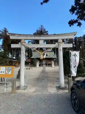 鹿嶋三嶋神社の{uncategorized: "未分類", other: "その他", undefined: "問題あり", building: "その他建物", grave: "お墓", sacred_gate: "鳥居", guardian: "狛犬", statue: "像", buddha: "仏像", history: "歴史", nature: "自然", garden: "庭園", animal: "動物", pagoda: "塔", temizu: "手水舎", mountain_gate: "山門・神門", sanctuary: "本殿・本堂", subordinate: "末社・摂社", art: "芸術", scenery: "景色", jizo: "地蔵", ema: "絵馬", goshuin: "御朱印", omikuji: "おみくじ", items: "授与品その他", amulet: "お守り", goshuincho: "御朱印帳", eats: "食事", festival: "お祭り", votive_dance: "神楽", shichigosan: "七五三参", wedding: "結婚式", experience: "体験その他", initially: "初詣", around: "周辺", anti_infection: "感染症対策"}