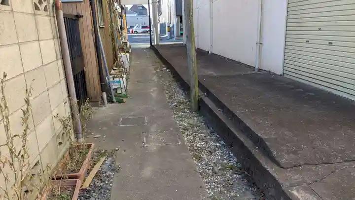 連雀子育観音の庭園