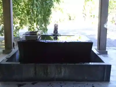 南湖神社の手水舎