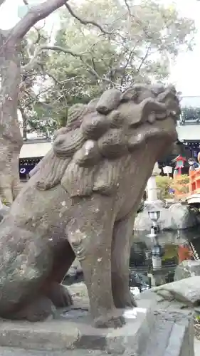 千葉神社の狛犬