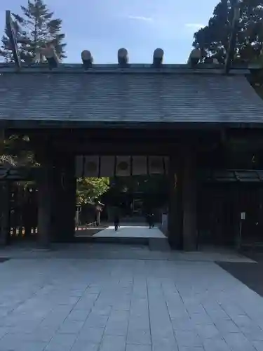 宮崎神宮の山門・神門