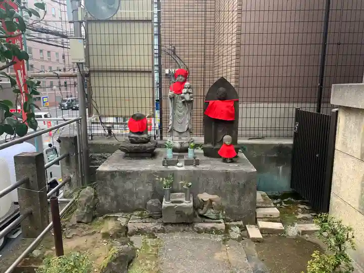 妻戀神社の地蔵