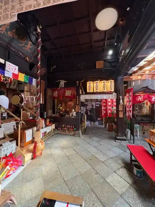 永福寺(蛸薬師堂)の{uncategorized: "未分類", other: "その他", undefined: "問題あり", building: "その他建物", grave: "お墓", sacred_gate: "鳥居", guardian: "狛犬", statue: "像", buddha: "仏像", history: "歴史", nature: "自然", garden: "庭園", animal: "動物", pagoda: "塔", temizu: "手水舎", mountain_gate: "山門・神門", sanctuary: "本殿・本堂", subordinate: "末社・摂社", art: "芸術", scenery: "景色", jizo: "地蔵", ema: "絵馬", goshuin: "御朱印", omikuji: "おみくじ", items: "授与品その他", amulet: "お守り", goshuincho: "御朱印帳", eats: "食事", festival: "お祭り", votive_dance: "神楽", shichigosan: "七五三参", wedding: "結婚式", experience: "体験その他", initially: "初詣", around: "周辺", anti_infection: "感染症対策"}