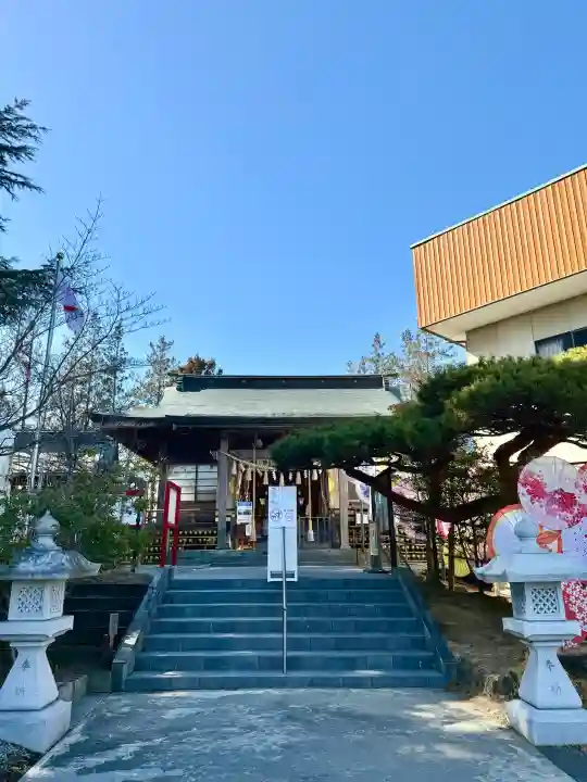 仙台八坂神社の{uncategorized: "未分類", other: "その他", undefined: "問題あり", building: "その他建物", grave: "お墓", sacred_gate: "鳥居", guardian: "狛犬", statue: "像", buddha: "仏像", history: "歴史", nature: "自然", garden: "庭園", animal: "動物", pagoda: "塔", temizu: "手水舎", mountain_gate: "山門・神門", sanctuary: "本殿・本堂", subordinate: "末社・摂社", art: "芸術", scenery: "景色", jizo: "地蔵", ema: "絵馬", goshuin: "御朱印", omikuji: "おみくじ", items: "授与品その他", amulet: "お守り", goshuincho: "御朱印帳", eats: "食事", festival: "お祭り", votive_dance: "神楽", shichigosan: "七五三参", wedding: "結婚式", experience: "体験その他", initially: "初詣", around: "周辺", anti_infection: "感染症対策"}