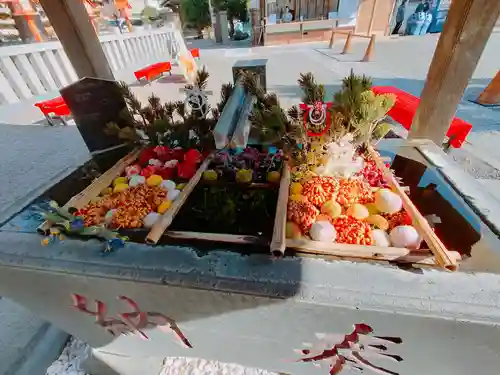 草加神社の手水舎