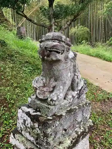 熊野神社の狛犬