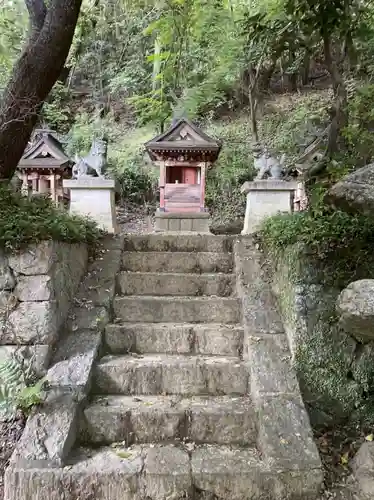 金勝寺の末社