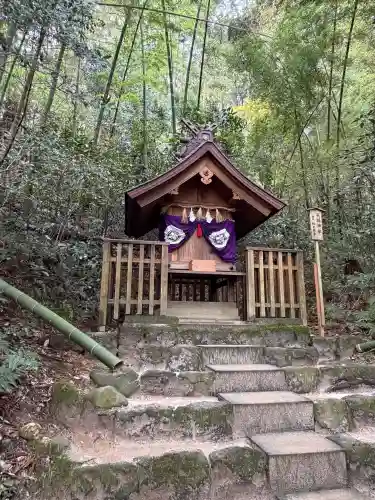 八重垣神社の{uncategorized: "未分類", other: "その他", undefined: "問題あり", building: "その他建物", grave: "お墓", sacred_gate: "鳥居", guardian: "狛犬", statue: "像", buddha: "仏像", history: "歴史", nature: "自然", garden: "庭園", animal: "動物", pagoda: "塔", temizu: "手水舎", mountain_gate: "山門・神門", sanctuary: "本殿・本堂", subordinate: "末社・摂社", art: "芸術", scenery: "景色", jizo: "地蔵", ema: "絵馬", goshuin: "御朱印", omikuji: "おみくじ", items: "授与品その他", amulet: "お守り", goshuincho: "御朱印帳", eats: "食事", festival: "お祭り", votive_dance: "神楽", shichigosan: "七五三参", wedding: "結婚式", experience: "体験その他", initially: "初詣", around: "周辺", anti_infection: "感染症対策"}