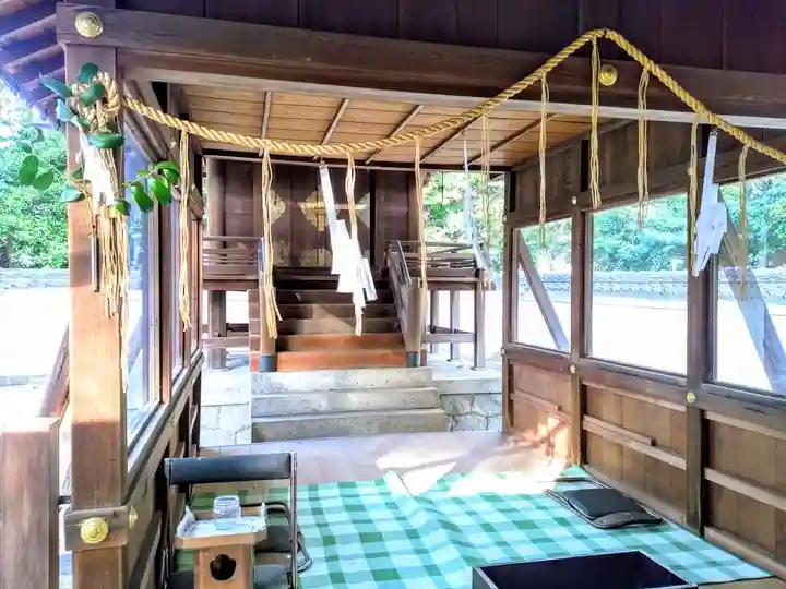 御鍬神社の本殿・本堂