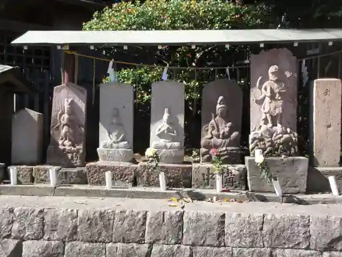 登渡神社の地蔵