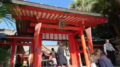 青島神社（青島神宮）の山門