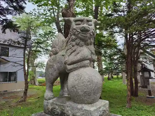 真龍神社の狛犬