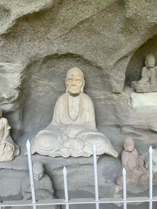 日本寺の{uncategorized: "未分類", other: "その他", undefined: "問題あり", building: "その他建物", grave: "お墓", sacred_gate: "鳥居", guardian: "狛犬", statue: "像", buddha: "仏像", history: "歴史", nature: "自然", garden: "庭園", animal: "動物", pagoda: "塔", temizu: "手水舎", mountain_gate: "山門・神門", sanctuary: "本殿・本堂", subordinate: "末社・摂社", art: "芸術", scenery: "景色", jizo: "地蔵", ema: "絵馬", goshuin: "御朱印", omikuji: "おみくじ", items: "授与品その他", amulet: "お守り", goshuincho: "御朱印帳", eats: "食事", festival: "お祭り", votive_dance: "神楽", shichigosan: "七五三参", wedding: "結婚式", experience: "体験その他", initially: "初詣", around: "周辺", anti_infection: "感染症対策"}